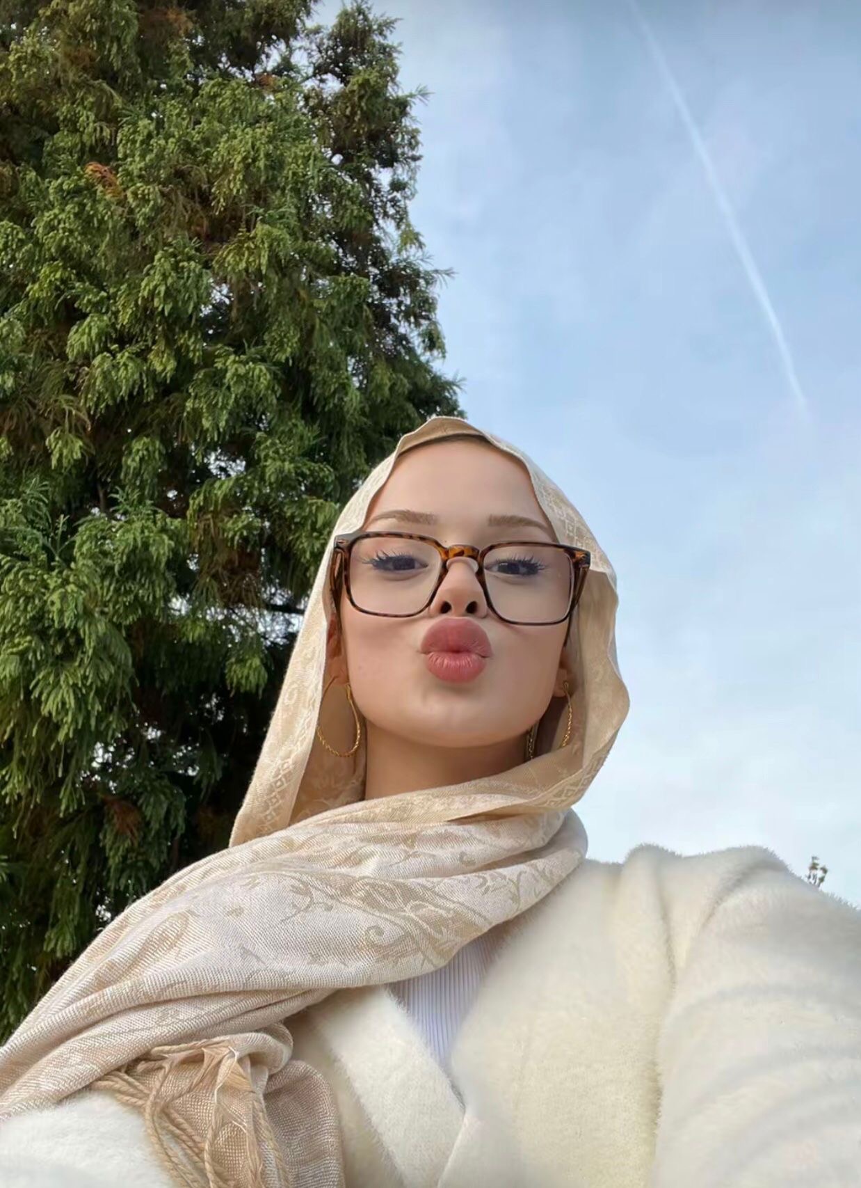 Pekmezci Büyük Aşk Escort Bayan Sevinç