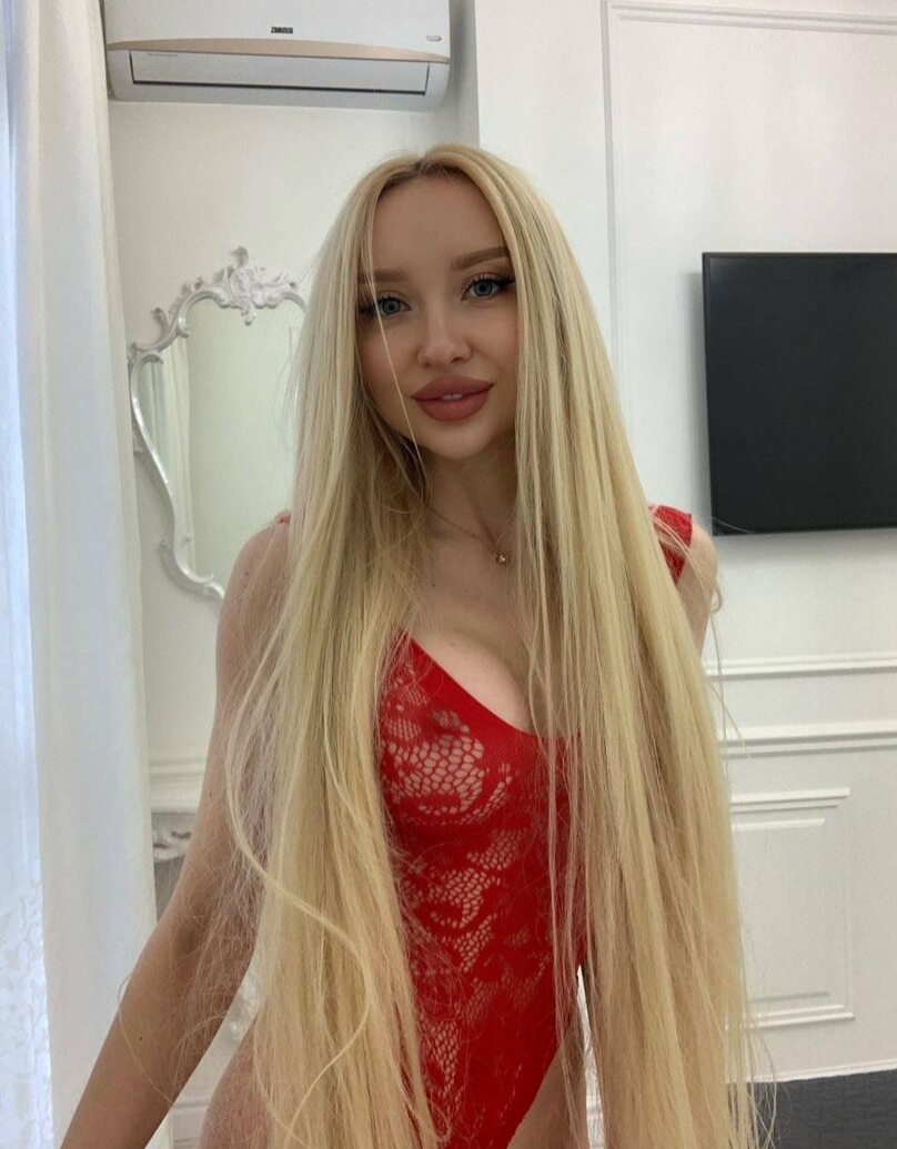 Akbıyıklı Oral Escort Bayan Nazım