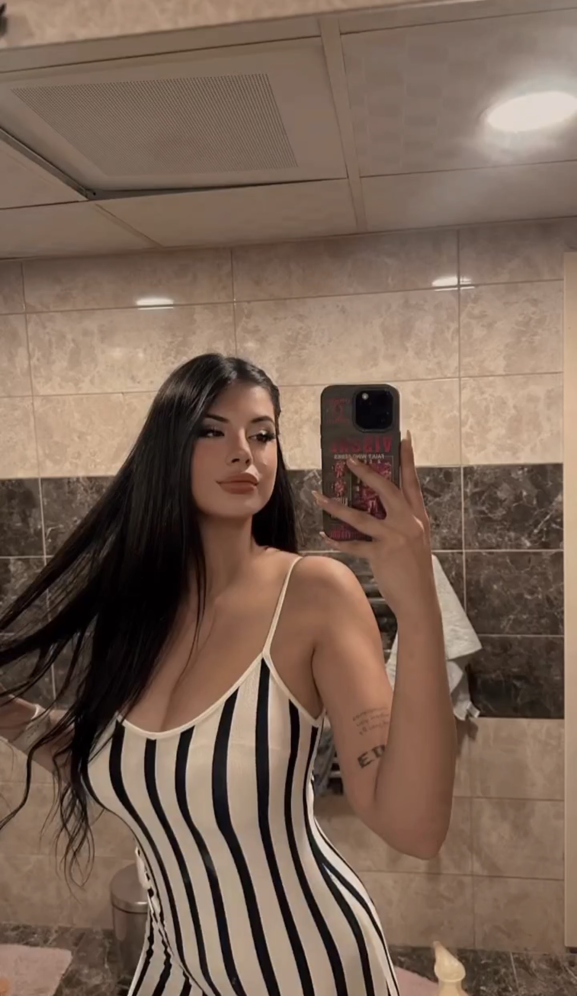 Bağlarbaşı Zengin Bayan Escort Aysel