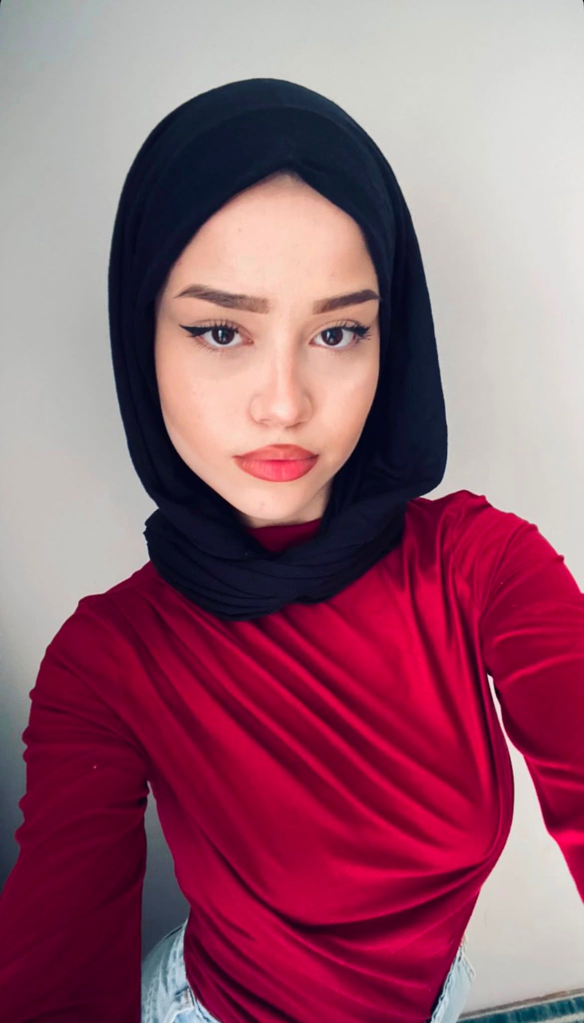Alimpınar Zarif Partner Escort İzel