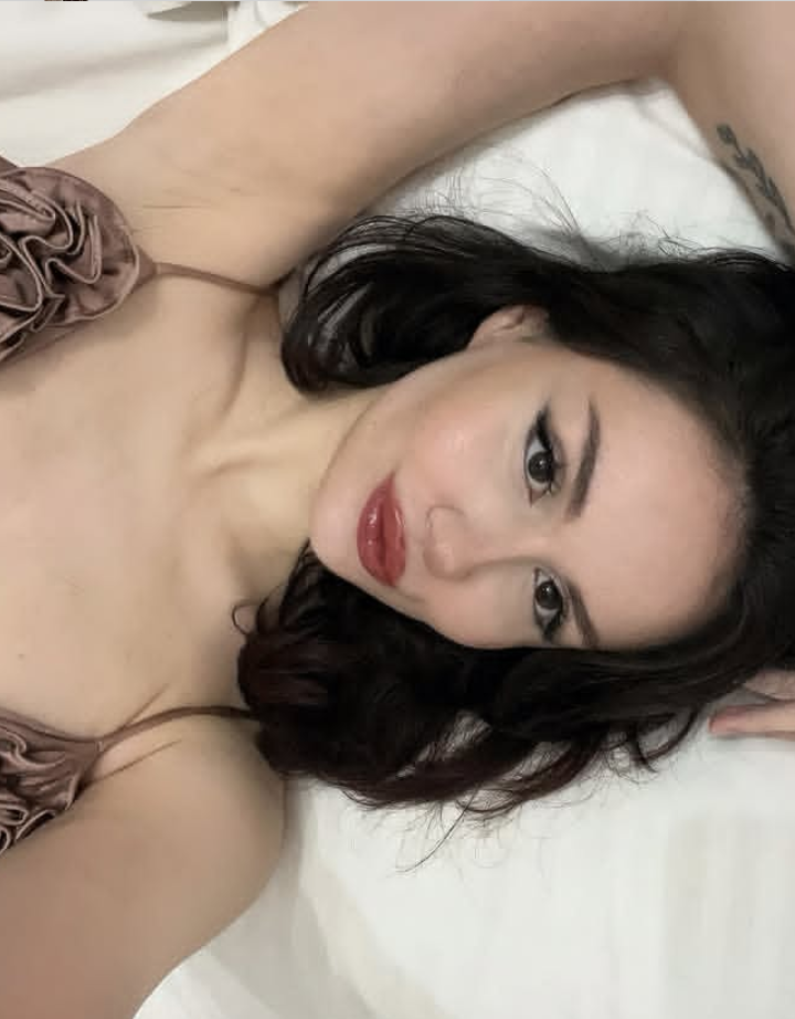 Kelismailuşağı Zayıf Bayan Escort Feray